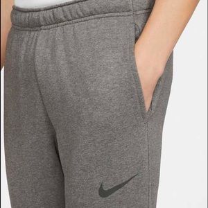 Nike Men's Dri-FIT Taper FL Pants1 L/ 1 S
